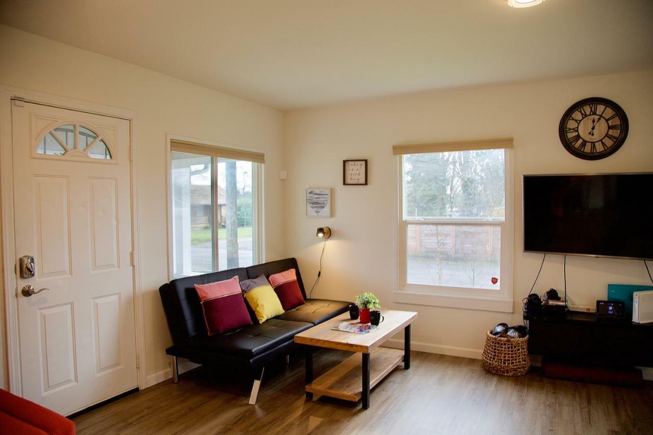 Cozy Home Conveniently Located With King Bed Tacoma Extérieur photo